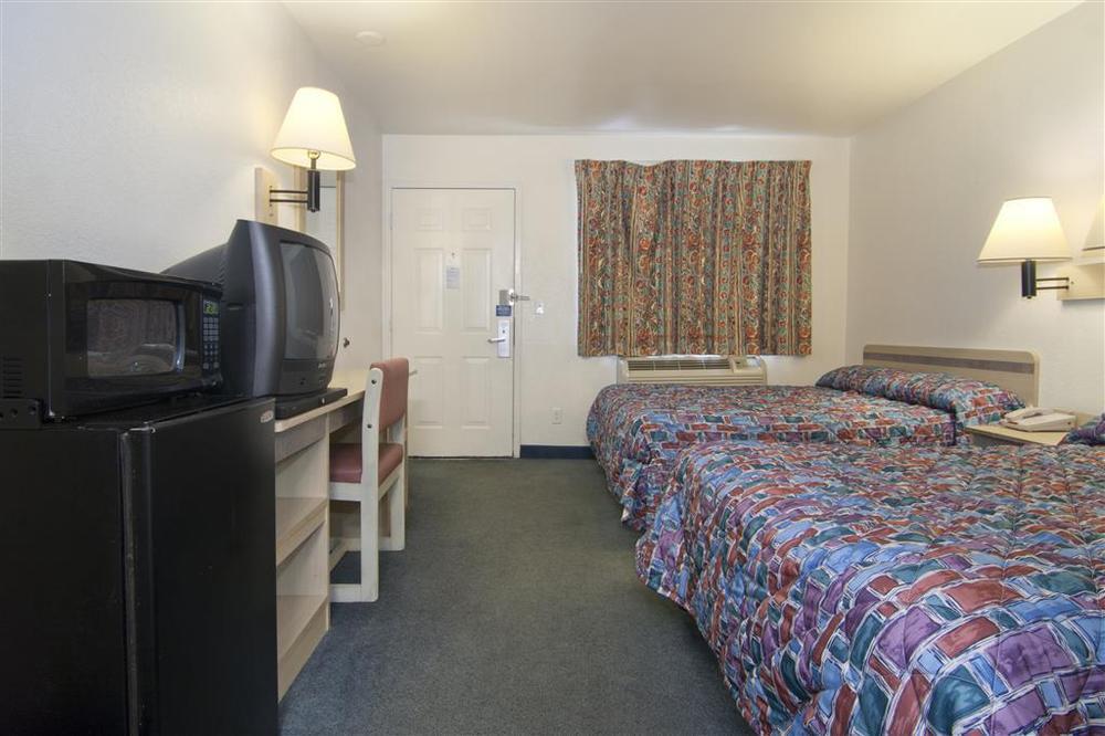 6-roseville, Mn - Minneapolis North 3*